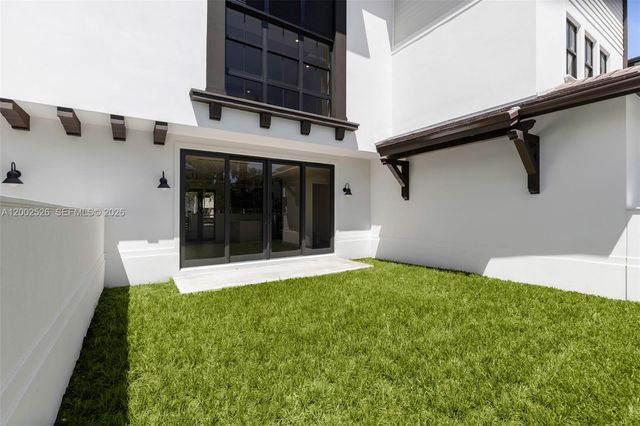 7496 SW 100th St, Pinecrest, FL 33156