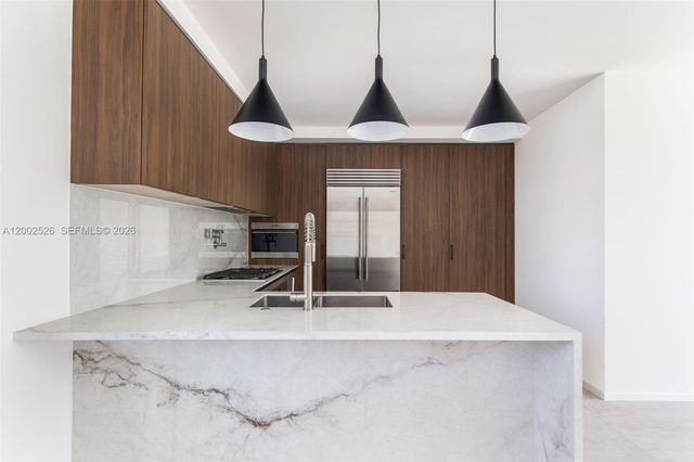 7496 SW 100th St, Pinecrest, FL 33156