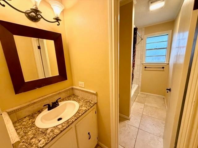 2914 Creole Dr, Houma, LA 70364