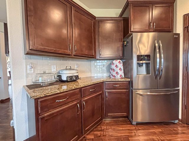 616 Westlawn AVENUE, Mukwonago, WI 53149