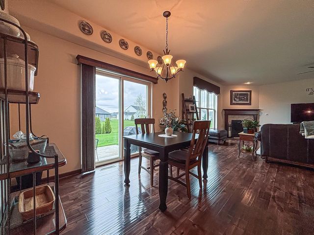 616 Westlawn AVENUE, Mukwonago, WI 53149