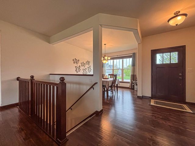 616 Westlawn AVENUE, Mukwonago, WI 53149
