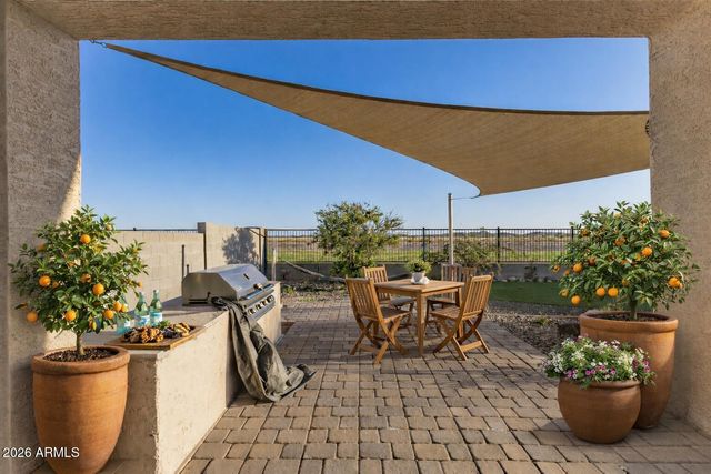 2431 E OMEGA Drive, San Tan Valley, AZ 85143