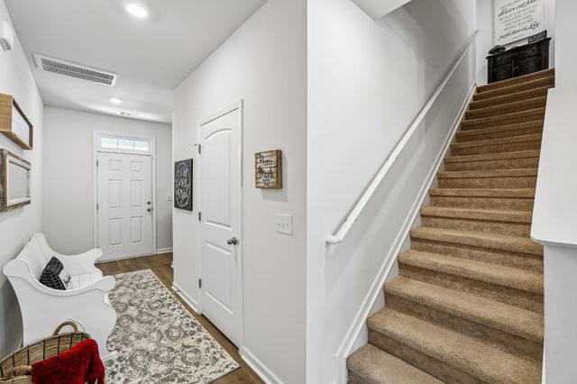 213 River Forest Dr, Chapel Hill, TN 37034