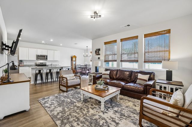 213 River Forest Dr, Chapel Hill, TN 37034