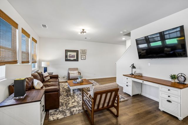 213 River Forest Dr, Chapel Hill, TN 37034