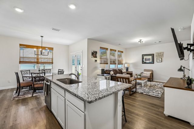 213 River Forest Dr, Chapel Hill, TN 37034