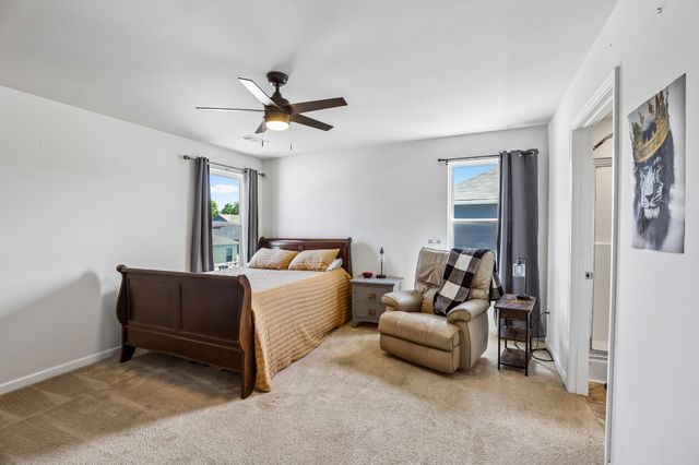 213 River Forest Dr, Chapel Hill, TN 37034