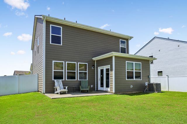 213 River Forest Dr, Chapel Hill, TN 37034