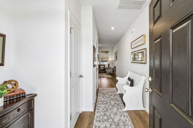 213 River Forest Dr, Chapel Hill, TN 37034