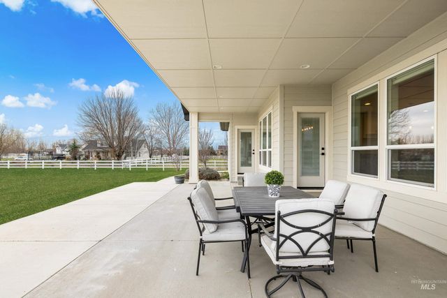 10031 Riverbend Place, Middleton, ID 83644