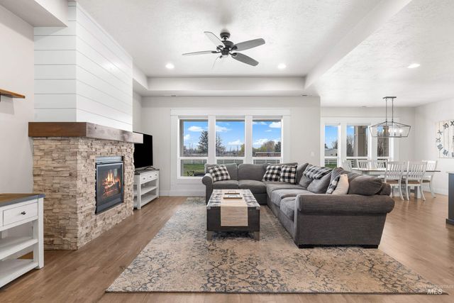 10031 Riverbend Place, Middleton, ID 83644