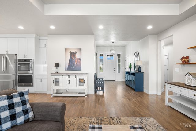 10031 Riverbend Place, Middleton, ID 83644