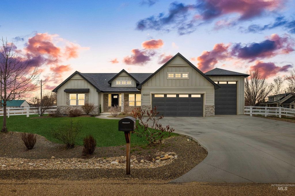 10031 Riverbend Place, Middleton, ID 83644