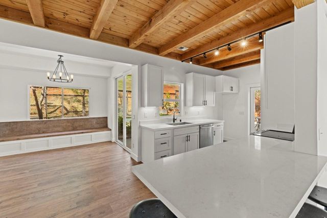 21946 Angeli Pl, Grass Valley, CA 95949