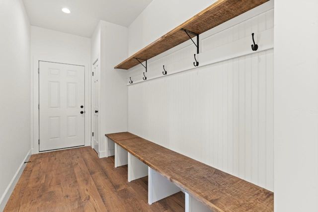 21946 Angeli Pl, Grass Valley, CA 95949