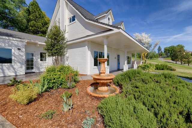 21946 Angeli Pl, Grass Valley, CA 95949