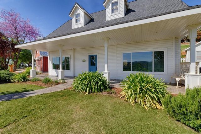 21946 Angeli Pl, Grass Valley, CA 95949