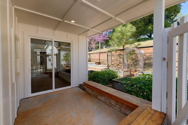 21946 Angeli Pl, Grass Valley, CA 95949