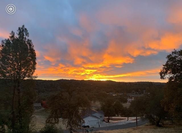 21946 Angeli Pl, Grass Valley, CA 95949