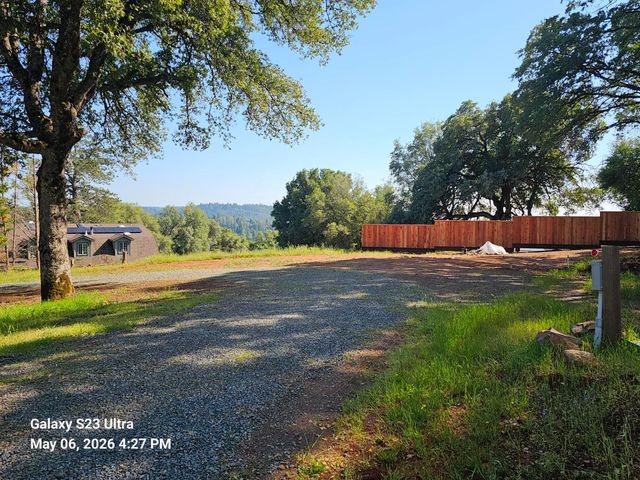 21946 Angeli Pl, Grass Valley, CA 95949