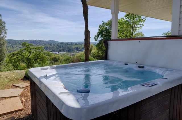 21946 Angeli Pl, Grass Valley, CA 95949