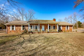 1129 W Main St, Austin, AR 72007