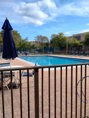 8401 SW 107th Avenue 219E, Miami, FL 33173