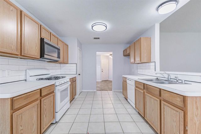 5923 Shining Leaf Court, Katy, TX 77449