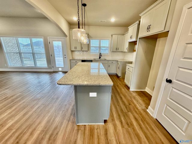 106 Parvin Way Drive, Hazel Green, AL 35750