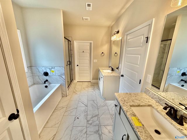 106 Parvin Way Drive, Hazel Green, AL 35750