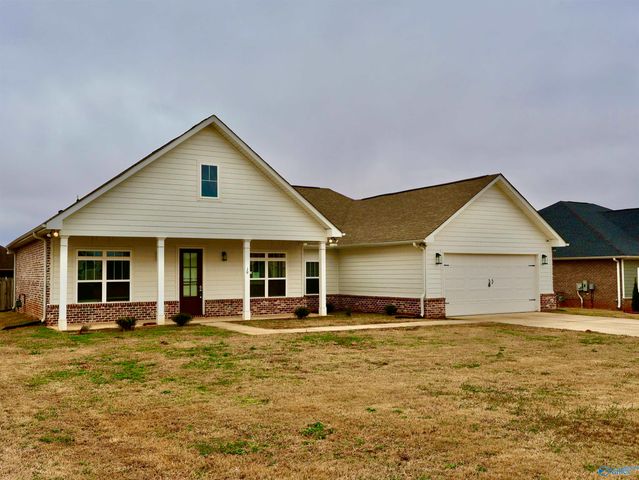 106 Parvin Way Drive, Hazel Green, AL 35750