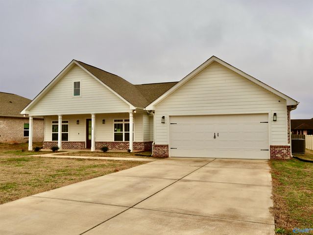 106 Parvin Way Drive, Hazel Green, AL 35750