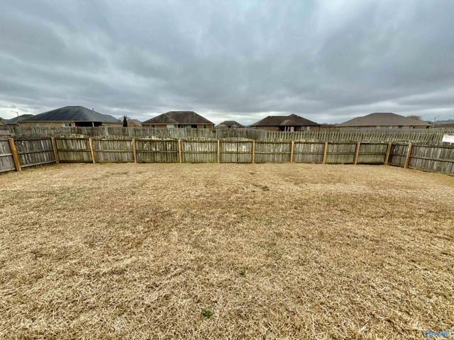 106 Parvin Way Drive, Hazel Green, AL 35750