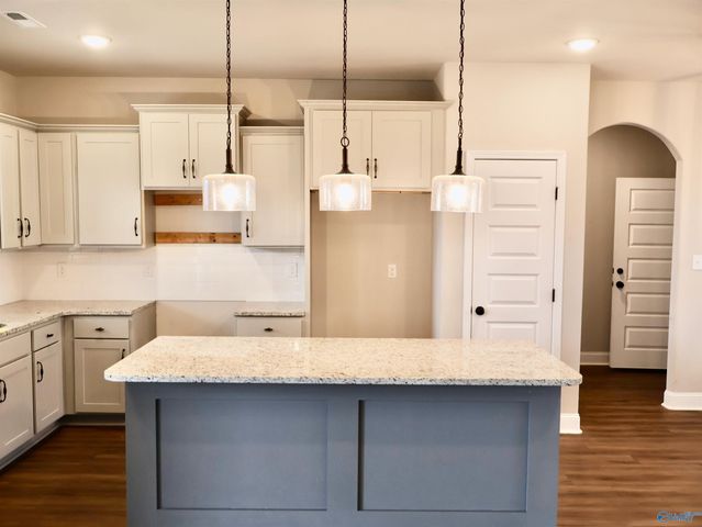 106 Parvin Way Drive, Hazel Green, AL 35750