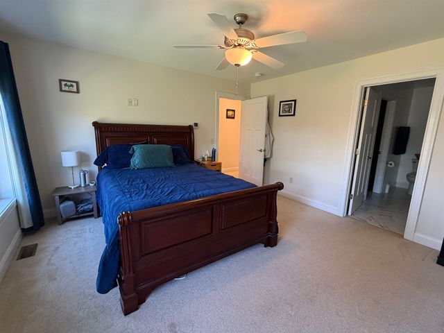 148 Chase Court, Essex, VT 05452