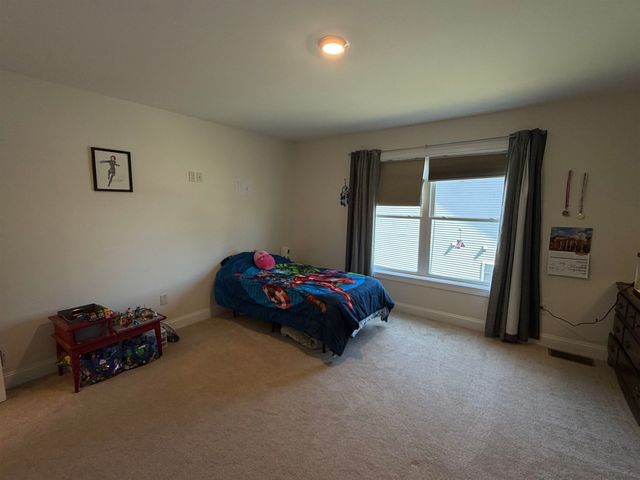 148 Chase Court, Essex, VT 05452