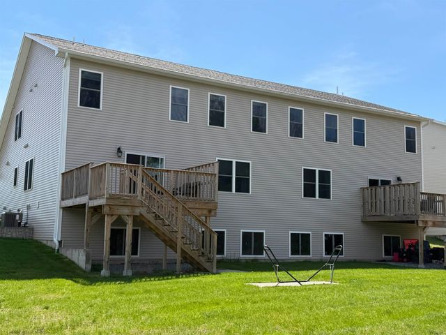 148 Chase Court, Essex, VT 05452