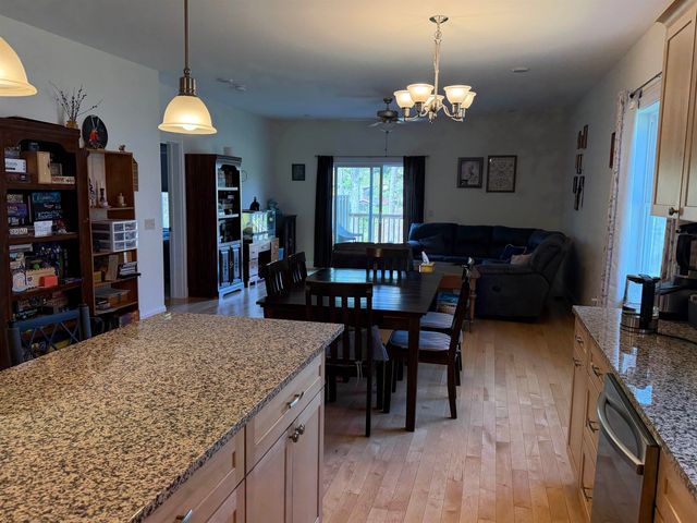 148 Chase Court, Essex, VT 05452