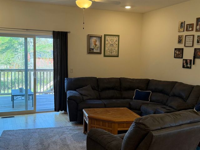 148 Chase Court, Essex, VT 05452