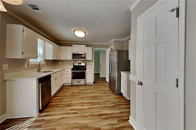 10610 Colony Glen Drive, Alpharetta, GA 30022