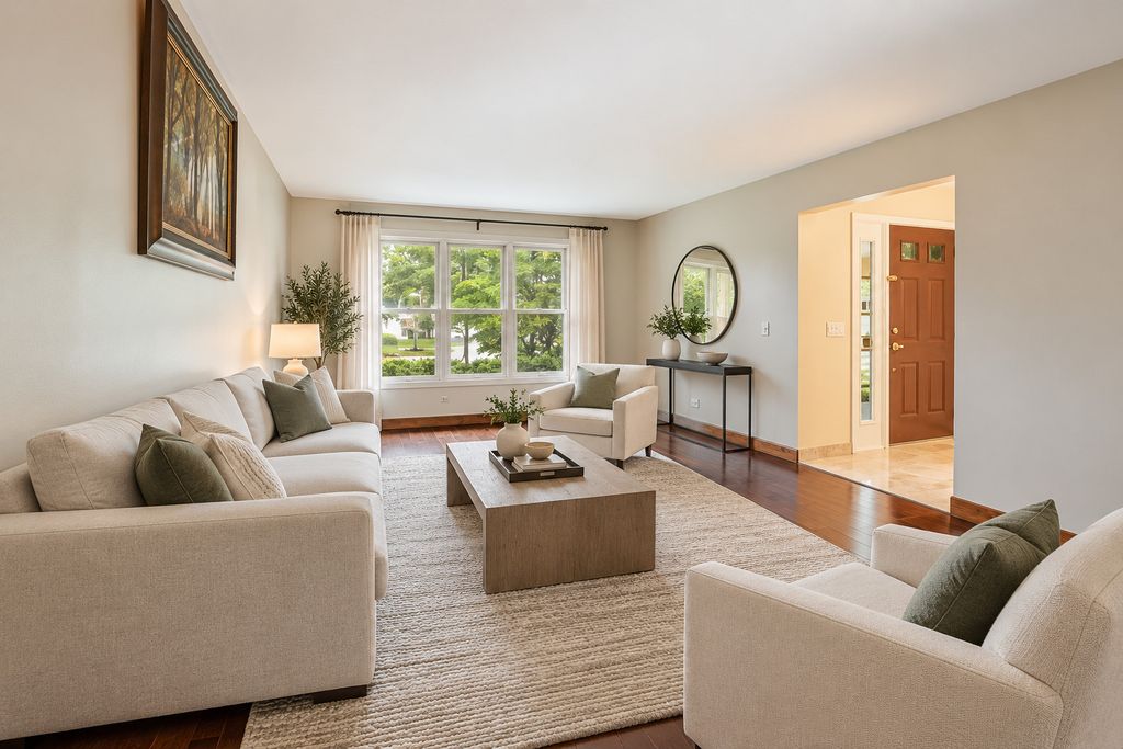 77 Montclair Road, Vernon Hills, IL 60061 — photo 2