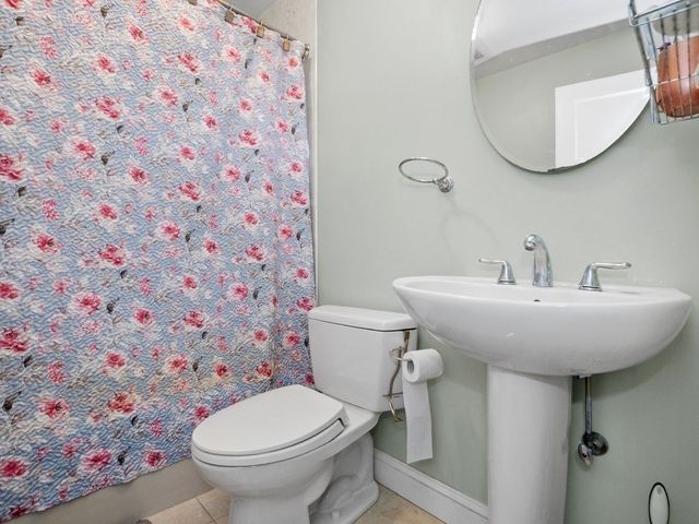 49 Lincoln Street, Waltham, MA 02451