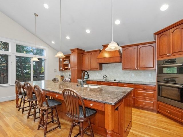 49 Lincoln Street, Waltham, MA 02451