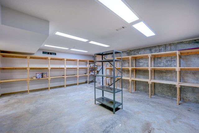 1725 Wynd, Winfield, KS 67156