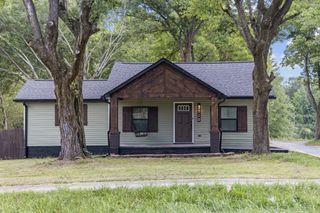 712 Westside Dr, Tullahoma, TN 37388