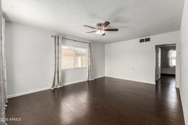 1614 W LYNWOOD Street, Phoenix, AZ 85007