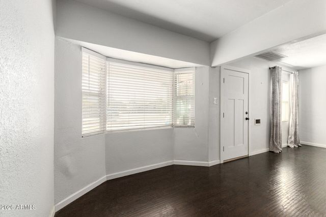 1614 W LYNWOOD Street, Phoenix, AZ 85007