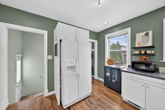 321 Bell AVENUE, Sheboygan, WI 53083