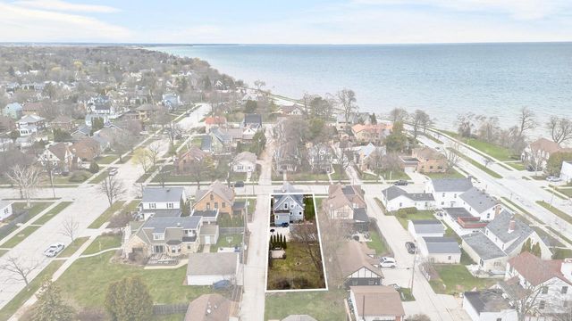 321 Bell AVENUE, Sheboygan, WI 53083